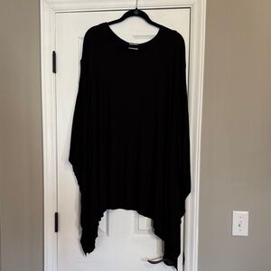 NWT Three Bird Nest Tunic